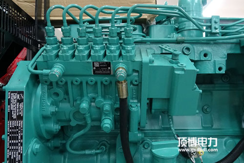 一台400kW柴油發電機組在正常工作中，油底殼內進水竟然是這個原因！